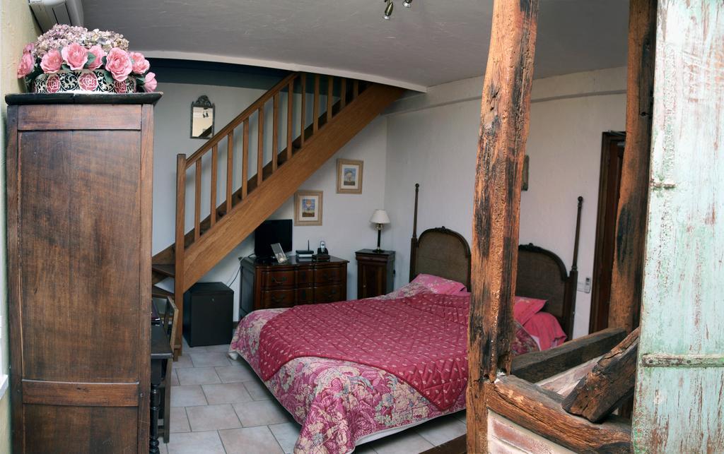 Saint-Gervais-en-Vallière Le Moulin D'Hauterive מראה חיצוני תמונה